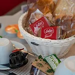 Time 4* نابولي