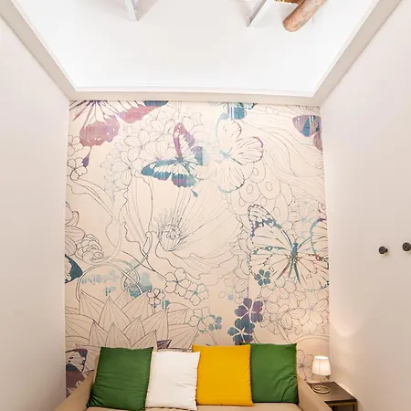 לינה וארוחת בוקר Time 4*